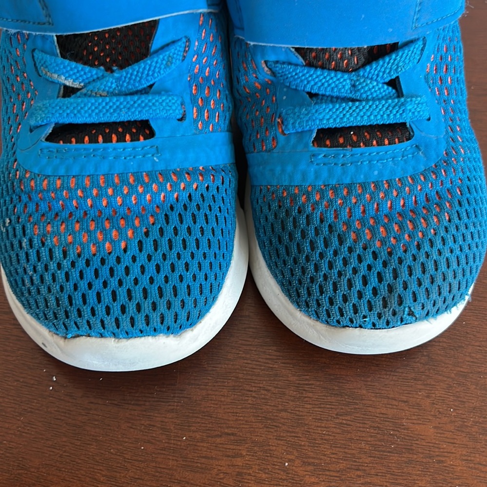 Sold Nike toddler size 7C - Picture 6 of 10